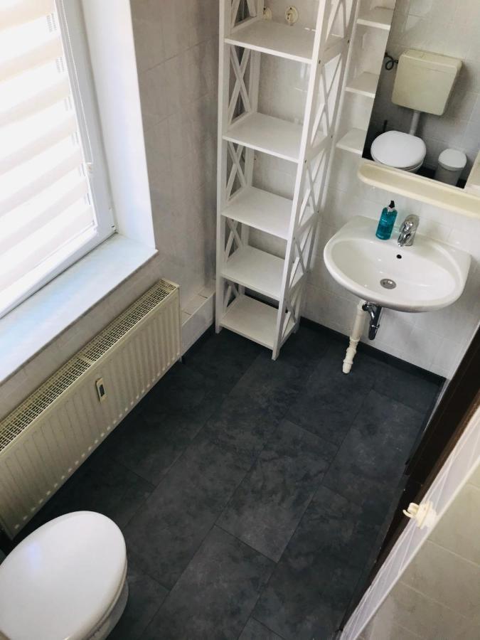 "Casa20200" 2 X Apartments Je 150Qm Fuer Business, Familien, Gruppen, Handwerker 15Min Von Berlin, Erdbeerhof, Outlet B5, 5Min Vom See Falkensee !! 2 Apartment Each 150Qm For Business , Families 15Min From Berlin!! Buitenkant foto