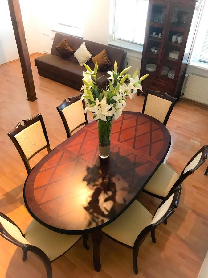 "Casa20200" 2 X Apartments Je 150Qm Fuer Business, Familien, Gruppen, Handwerker 15Min Von Berlin, Erdbeerhof, Outlet B5, 5Min Vom See Falkensee !! 2 Apartment Each 150Qm For Business , Families 15Min From Berlin!! Buitenkant foto