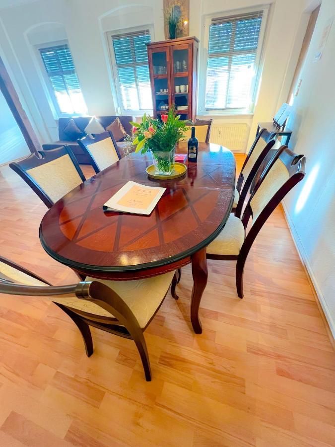 "Casa20200" 2 X Apartments Je 150Qm Fuer Business, Familien, Gruppen, Handwerker 15Min Von Berlin, Erdbeerhof, Outlet B5, 5Min Vom See Falkensee !! 2 Apartment Each 150Qm For Business , Families 15Min From Berlin!! Buitenkant foto